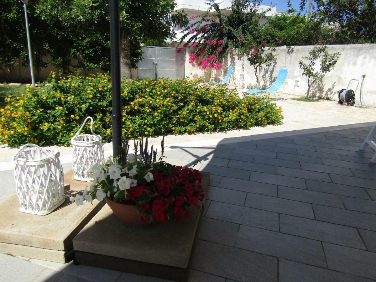 Villetta Cati - Casa Vacanze Con Giardino E Posto Auto A San Foca - Lecce - Salento Exterior photo